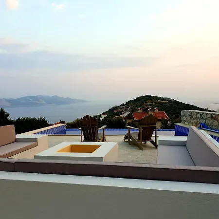 Villa Kas'da Muhtesem Manzarali